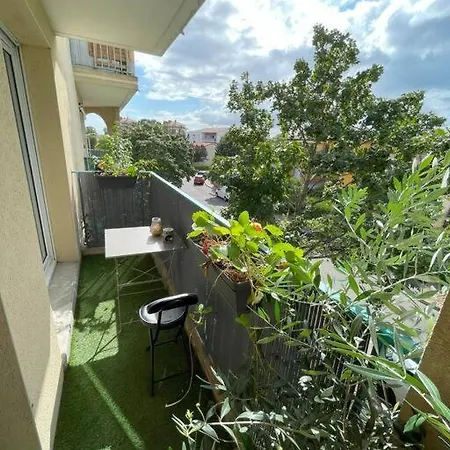 아파트 T2bis 54m2 Balcon Croix Daurade